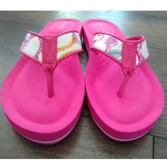 ๐ธNWOT Coach Jolie Signature Flip Flop Sandals๐ธ - Picture 3 of 8
